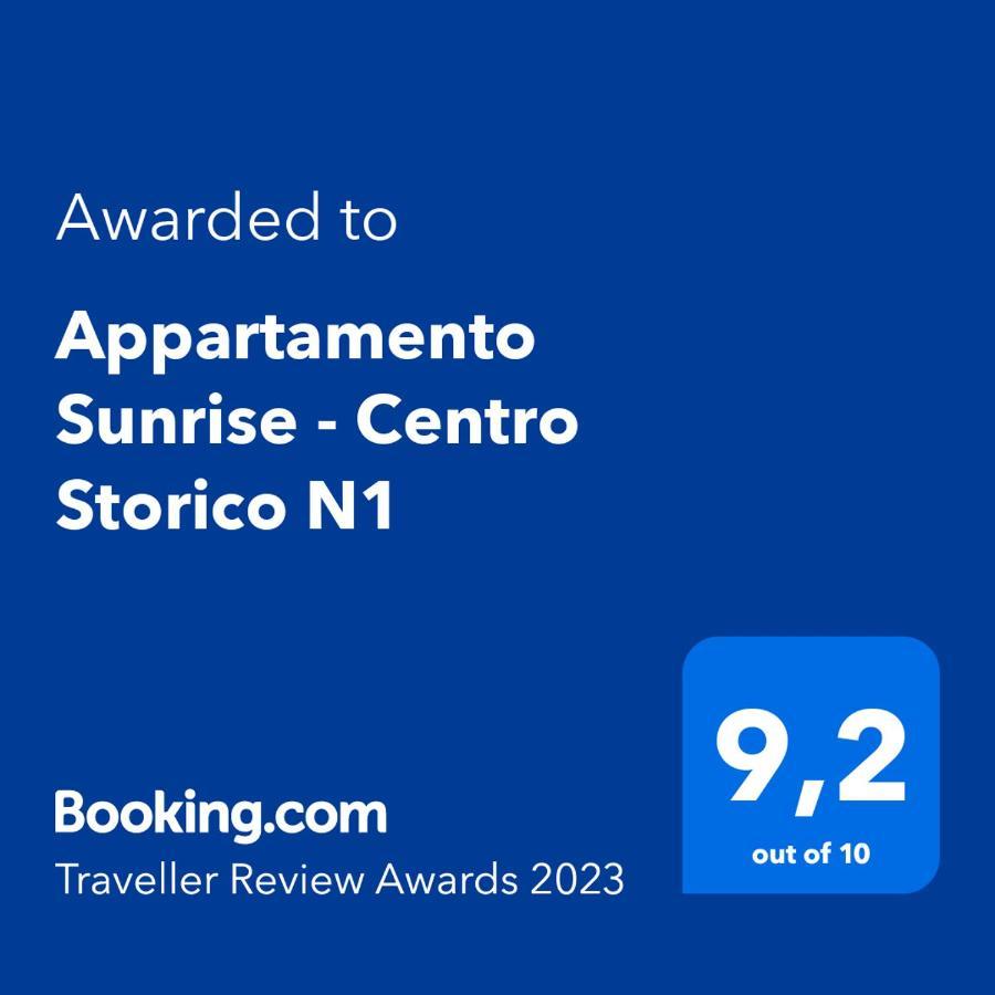 Appartamento Sunrise - Centro Storico N1 Riva del Garda Ngoại thất bức ảnh