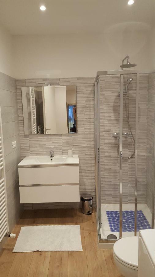 Appartamento Sunrise - Centro Storico N1 Riva del Garda Ngoại thất bức ảnh